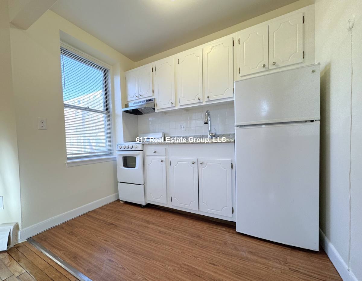 Apartment for rent at 64 Brighton Ave #104, Allston, MA 02134