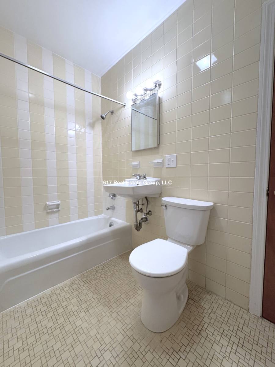 Apartment for rent at 64 Brighton Ave #104, Allston, MA 02134