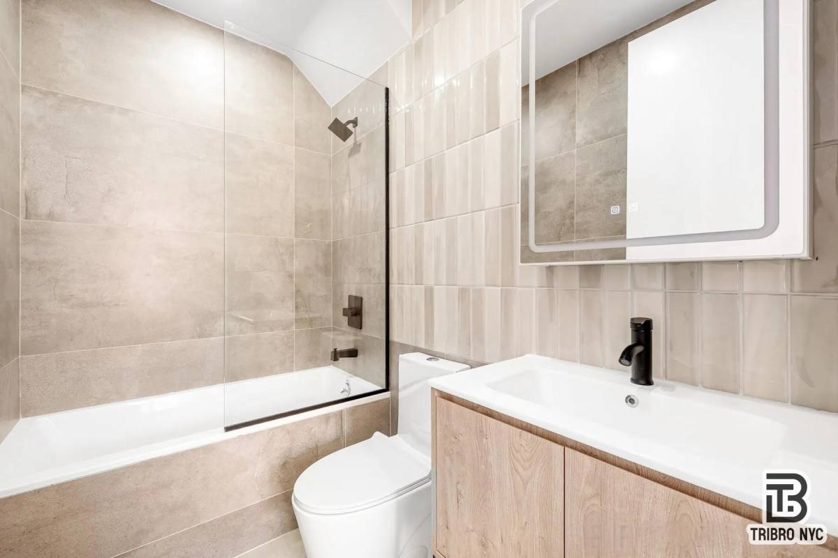 Apartment for rent at 96 Moore St, Brooklyn, NY 11206