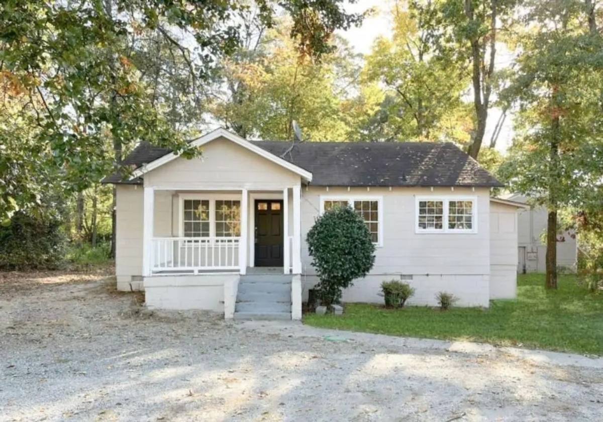 Apartment for rent at 4880 Hale Rd, Forest Park, GA 30297