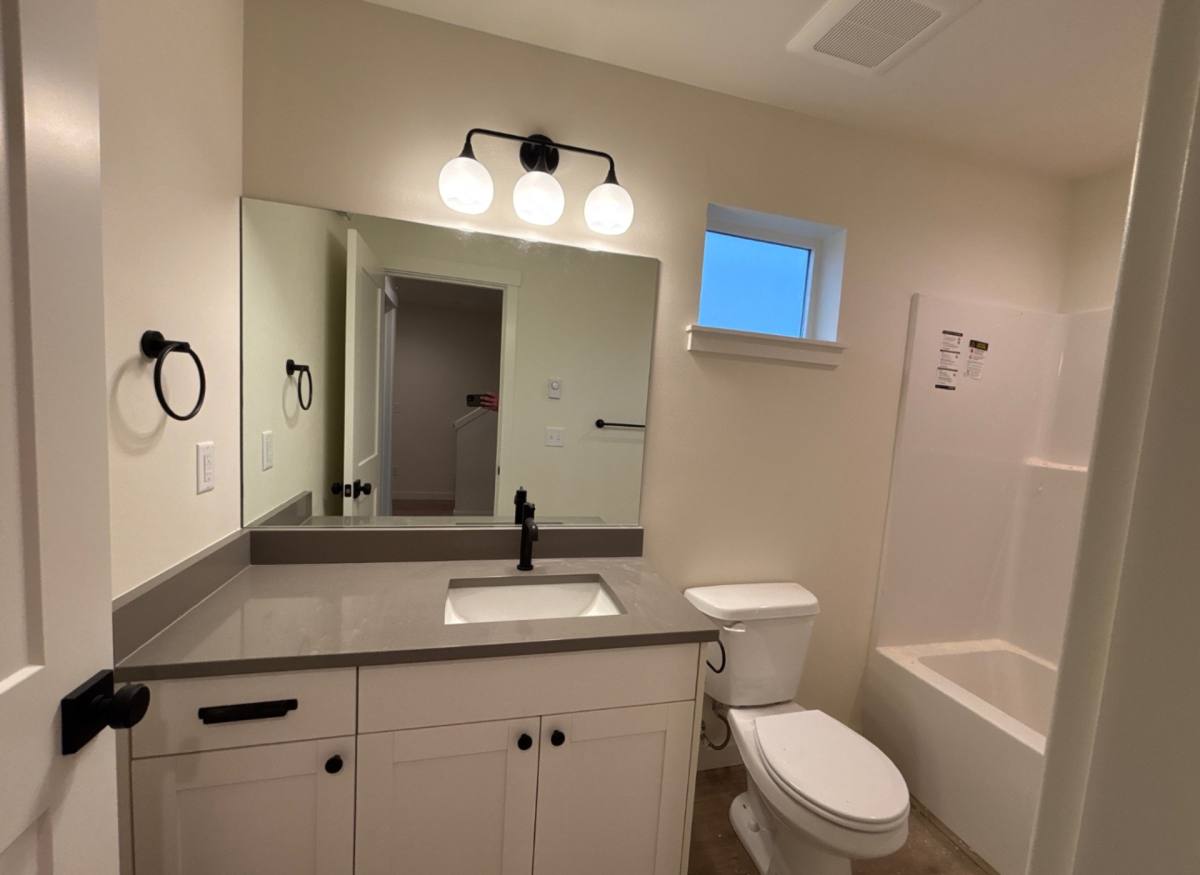 Townhouse for rent at 352 E Bakerview Rd, Bellingham, WA 98226