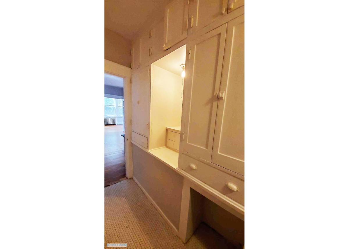 Apartment for rent at 3027 Clifton Ave, Cincinnati, OH 45220