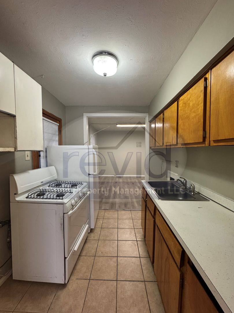 Apartment for rent at 49 S Morrison, Memphis, TN 38104