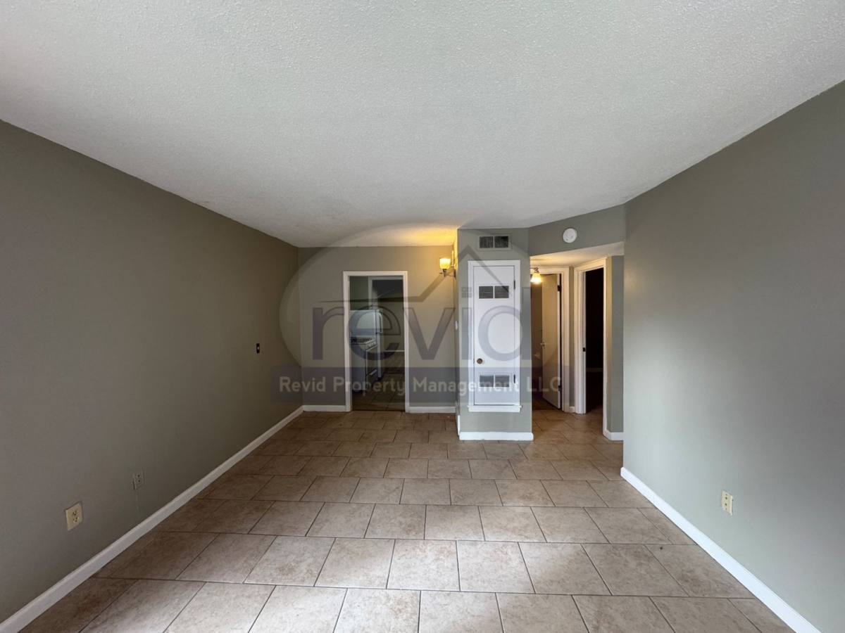 Apartment for rent at 49 S Morrison, Memphis, TN 38104