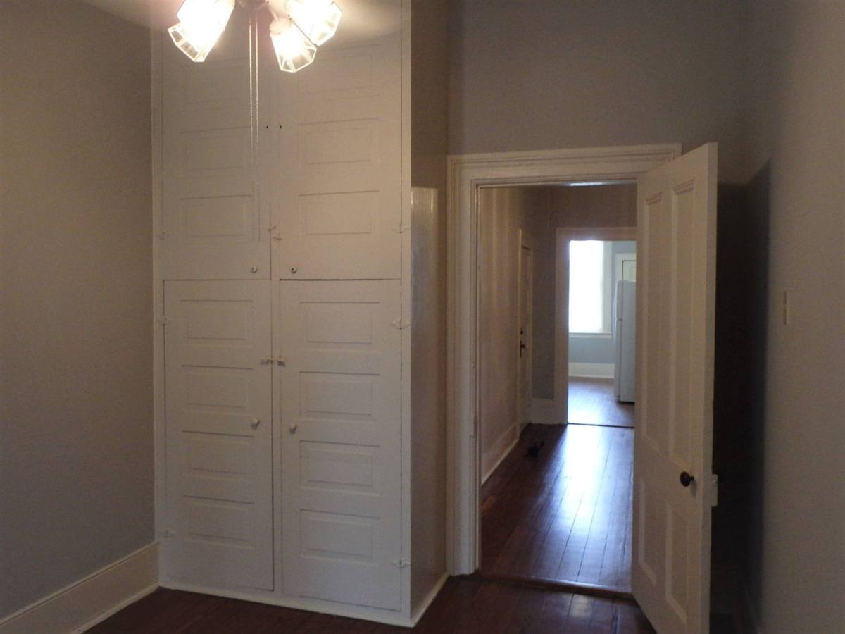 Apartment for rent at 224 E Huntingdon St, Savannah, GA 31401