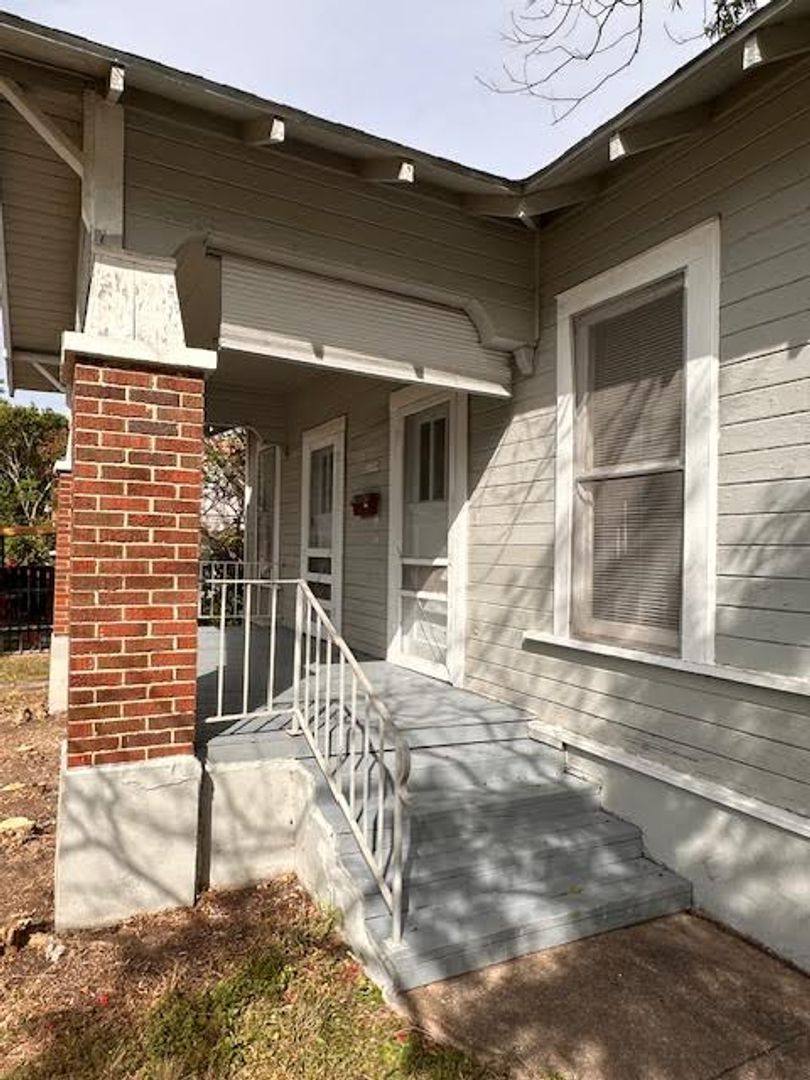 House for rent at 2724 Bosque Blvd, Waco, TX 76707