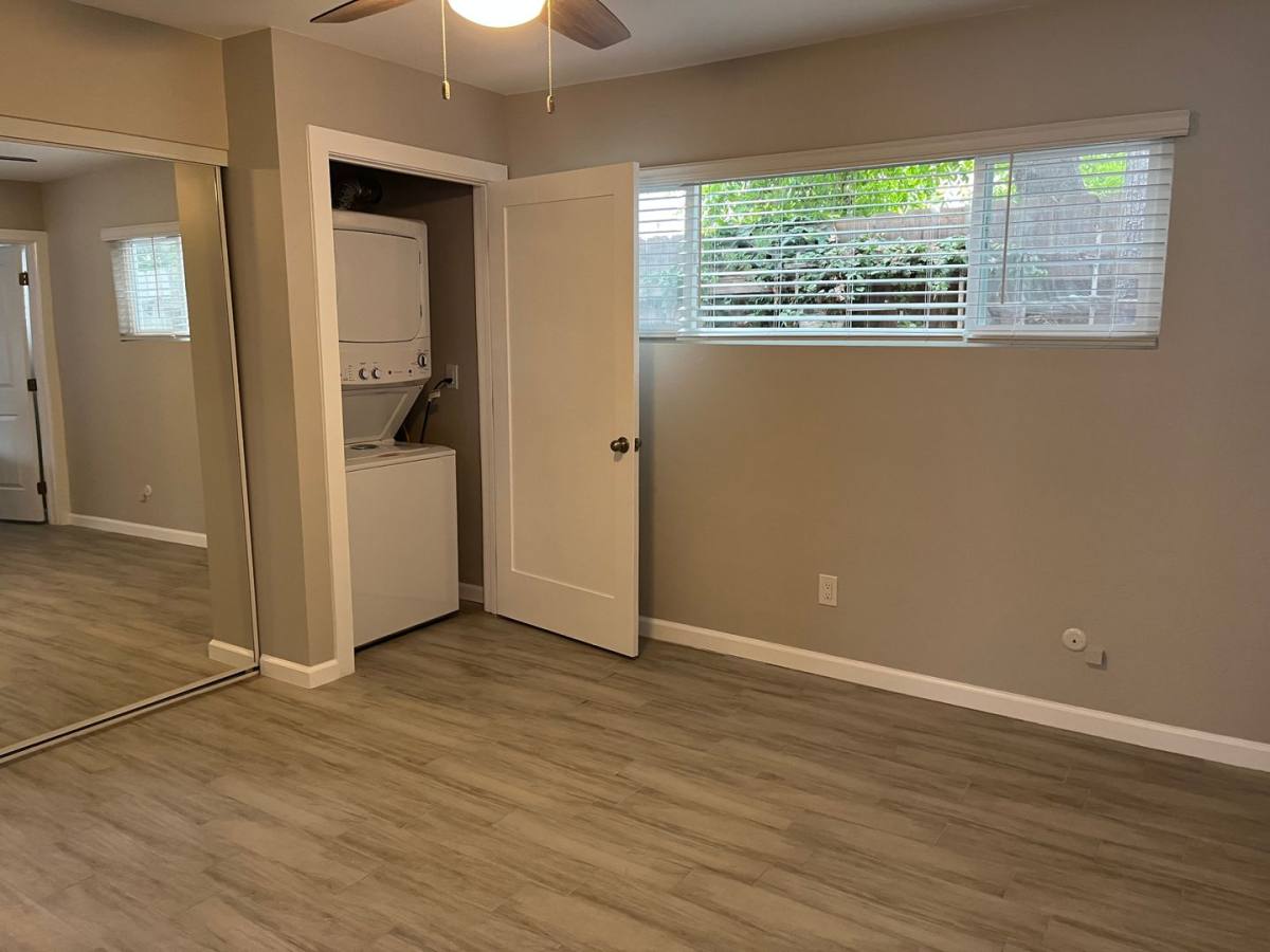 Apartment for rent at 4328 Fanuel St, San Diego, CA 92109