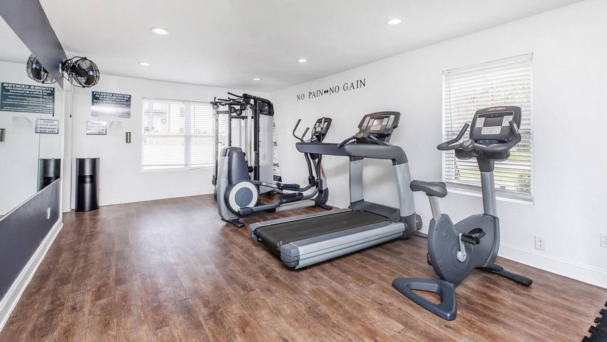 Apartment for rent at 1010 Sugar Lane, Palestine, TX 75801