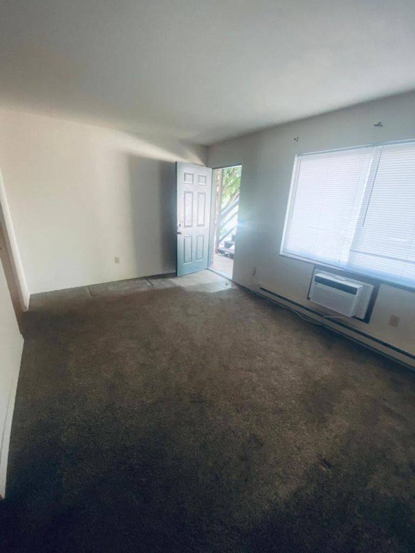 Apartment for rent at 101 Swan Dr, Park Hills, MO 63601