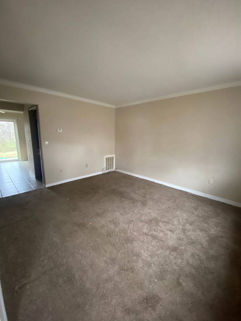 Apartment for rent at 101 Swan Dr, Park Hills, MO 63601