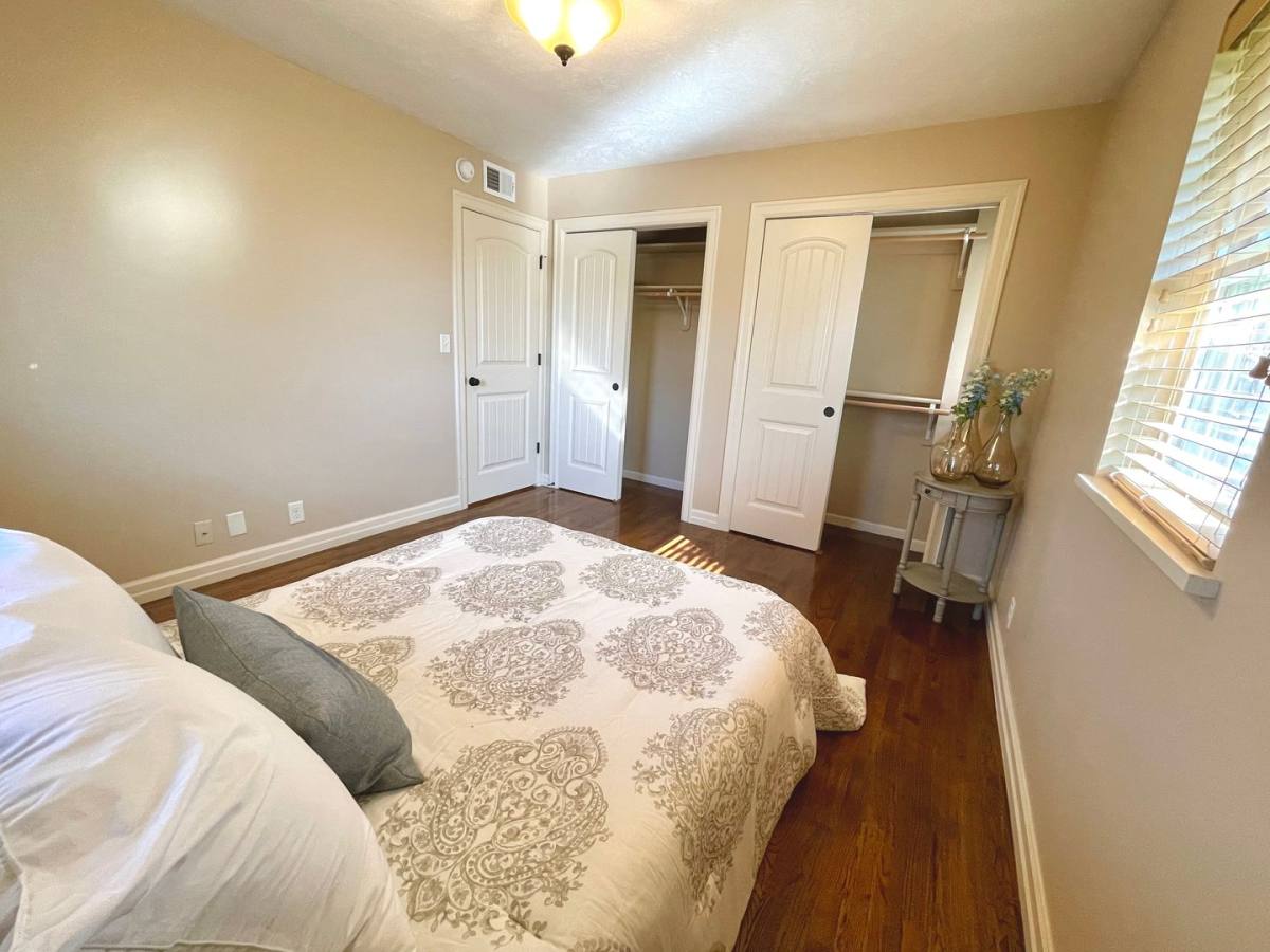 Apartment for rent at 603 S 35th Ave, Omaha, NE 68105