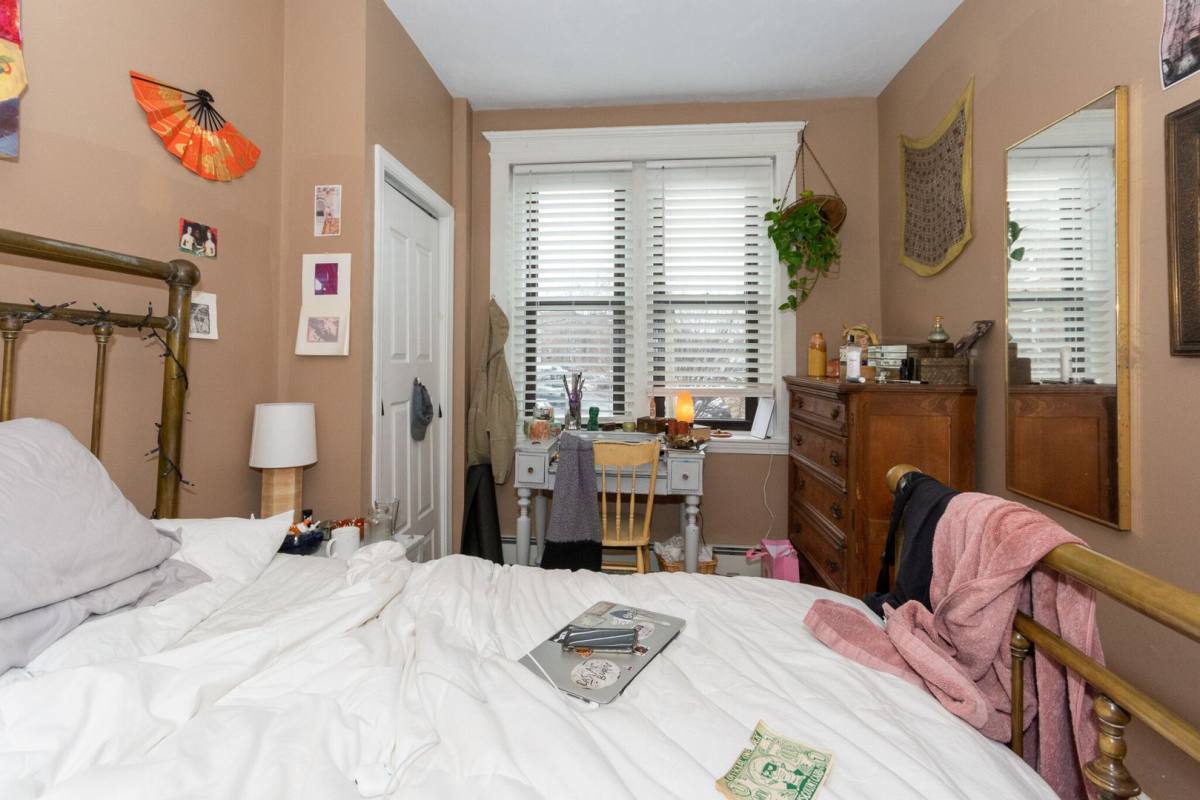 Apartment for rent at 8 Glenville #3R, Allston, MA 02134