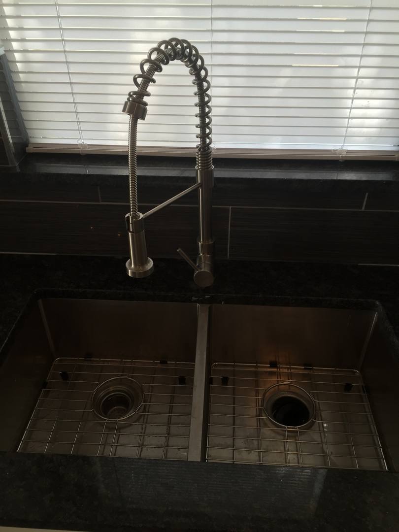 Apartment for rent at 3809 E Martin Luther King Jr Blvd, Austin, TX 78721