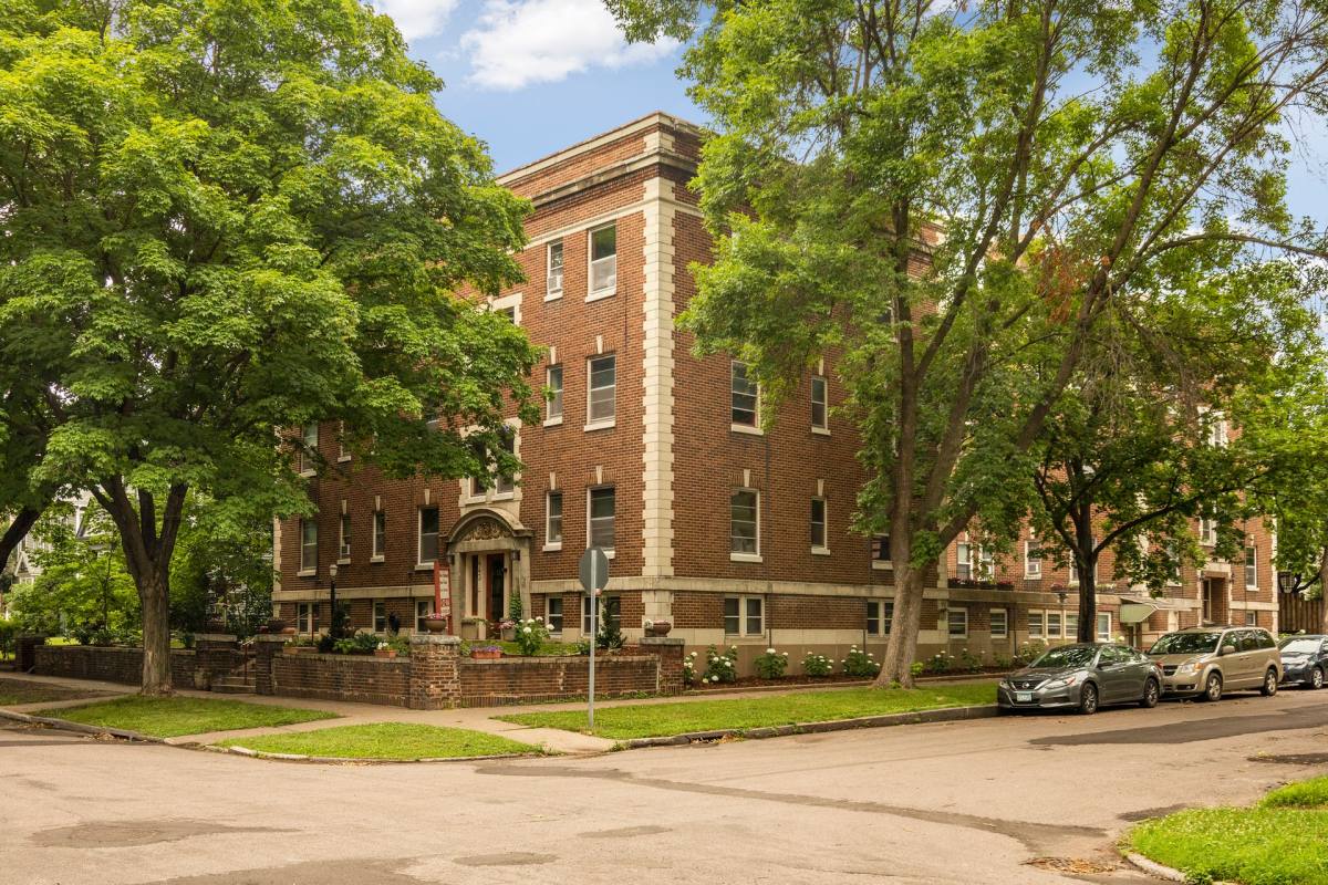 Apartment for rent at 443 Ashland Ave, Saint Paul, MN 55102