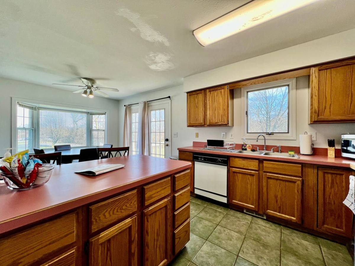 House for rent at 5042 Princeton Glendal Rd, Hamilton, OH 45011