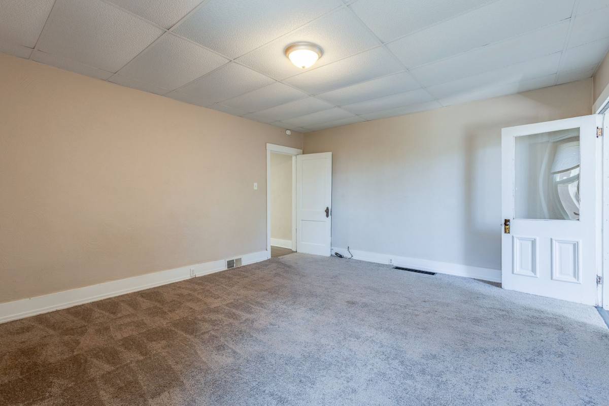 Apartment for rent at 126 Cologne St, Pittsburgh, PA 15210