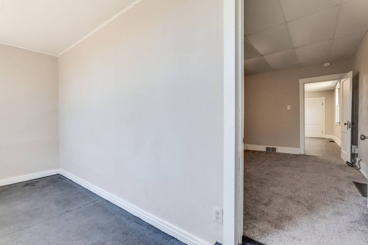 Apartment for rent at 126 Cologne St, Pittsburgh, PA 15210