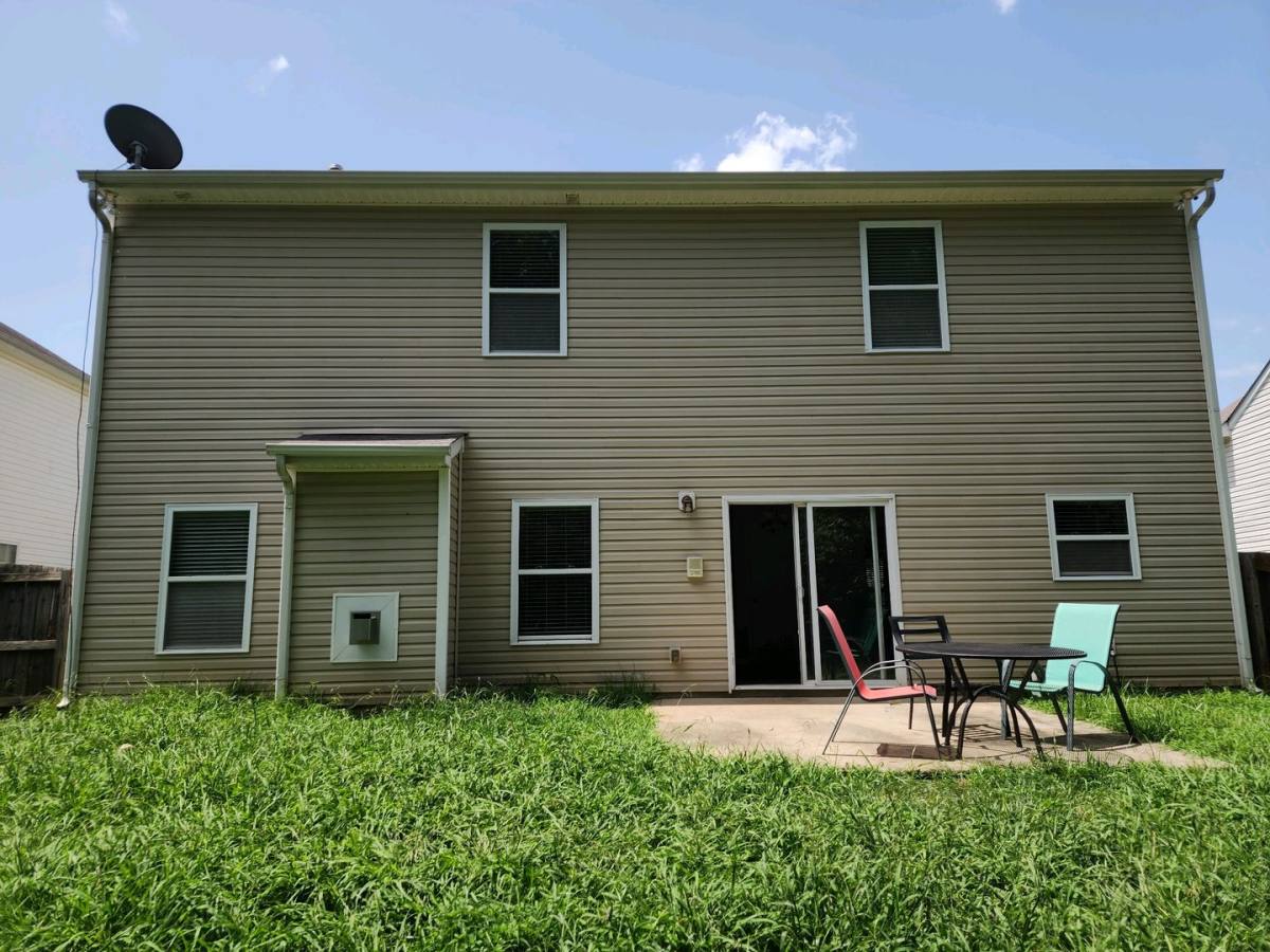 House for rent at 3907 Caldwell Ridge Parkway, Charlotte, NC 28213