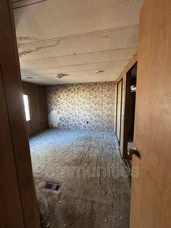 House for rent at 2353 US-70 #17, Morganton, NC 28655