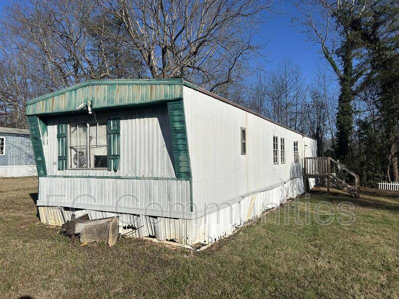 House for rent at 2353 US-70 #17, Morganton, NC 28655