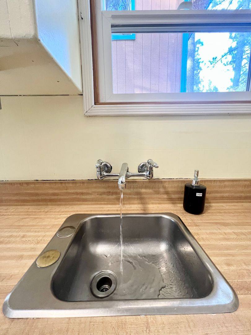 Apartment for rent at 877 Tulip Lane, Big Bear Lake, CA 92315