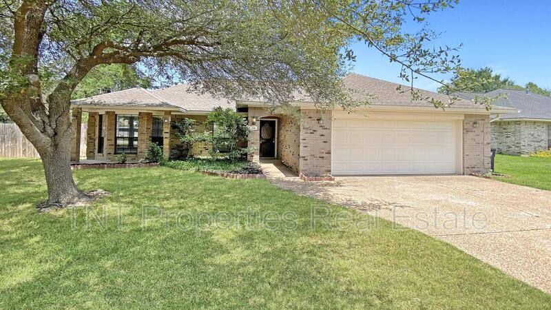 House for rent at 2901 Pueblo Court S, College Station, TX 77845