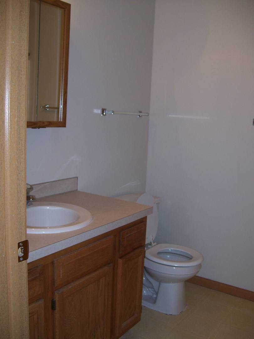 Apartment for rent at 2635-2639 N, Lincoln, NE 68521