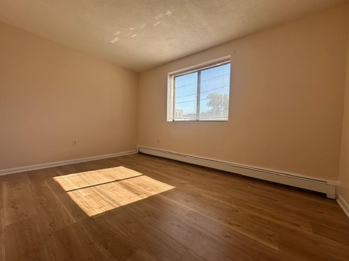 Apartment for rent at 362 Centre St, Quincy, MA 02169