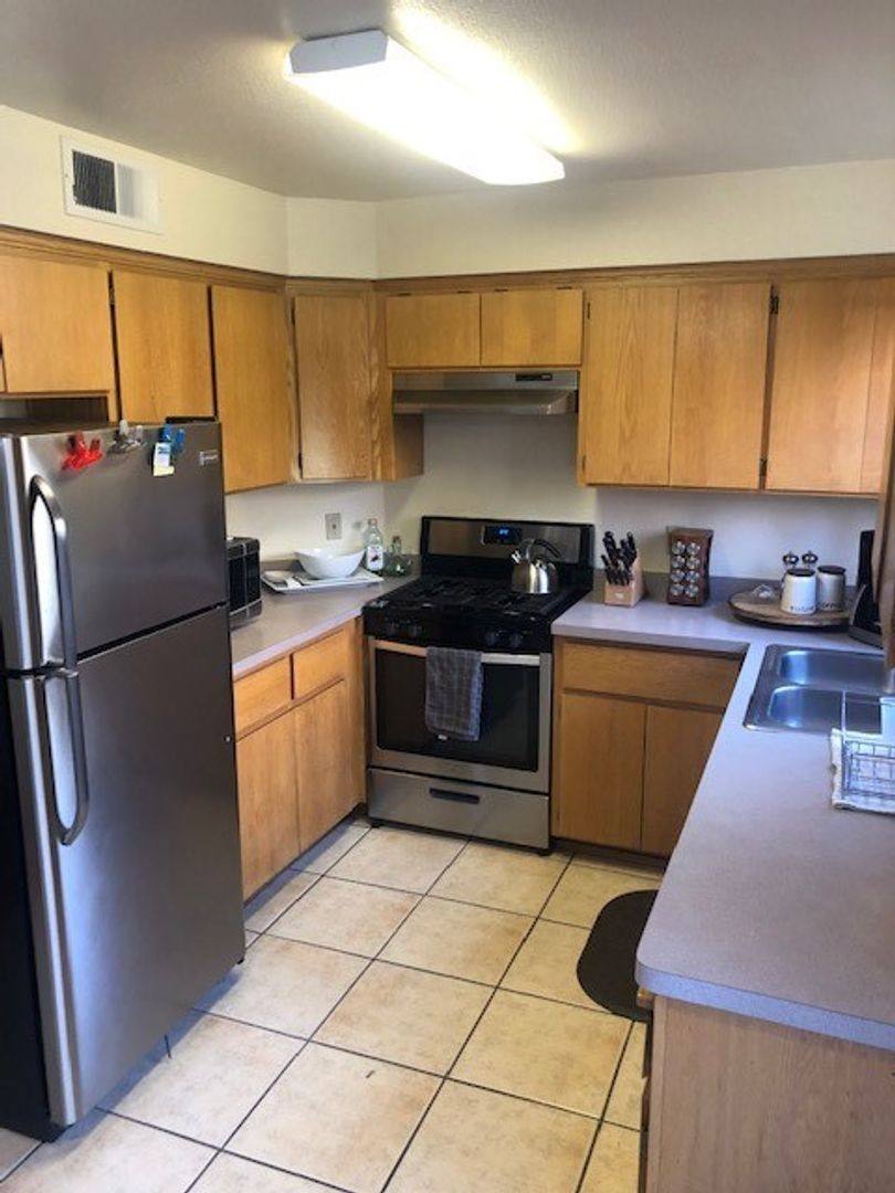 Townhouse for rent at 812 Nord Ave, Chico, CA 95926