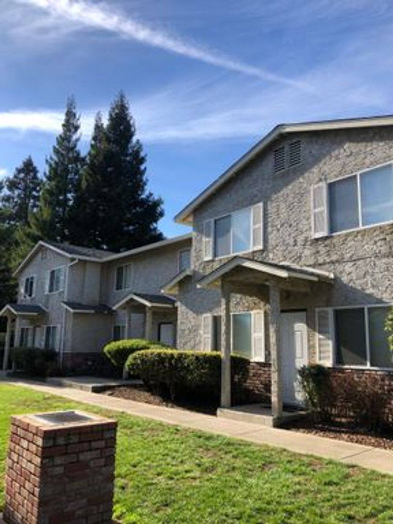 Townhouse for rent at 812 Nord Ave, Chico, CA 95926