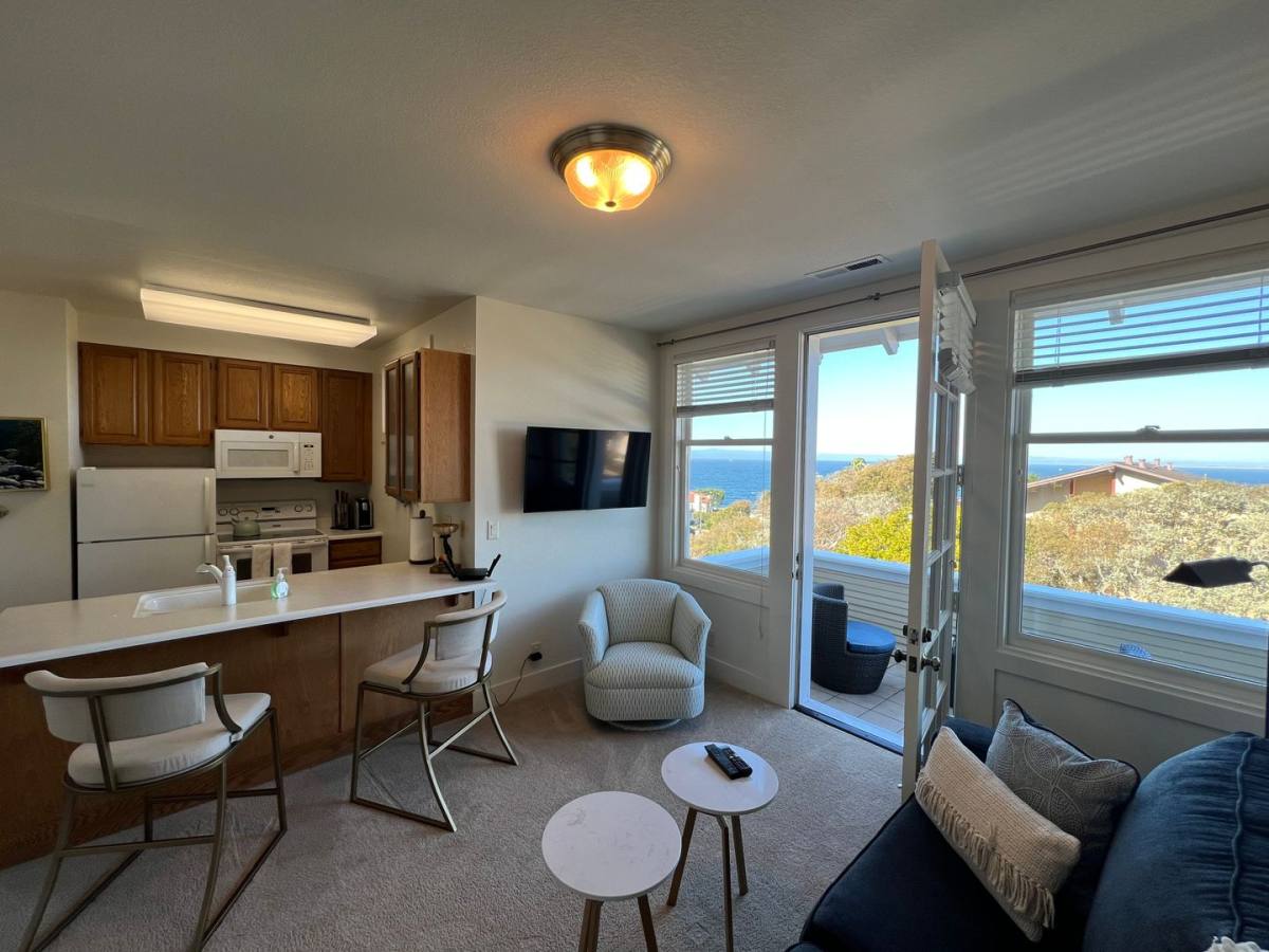 Apartment for rent at 189 Evans Ave, Pacific Grove, CA 93950