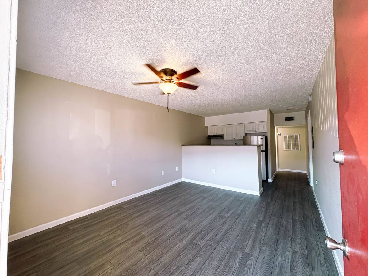 Apartment for rent at 110 N 15th St, Las Vegas, NV 89101