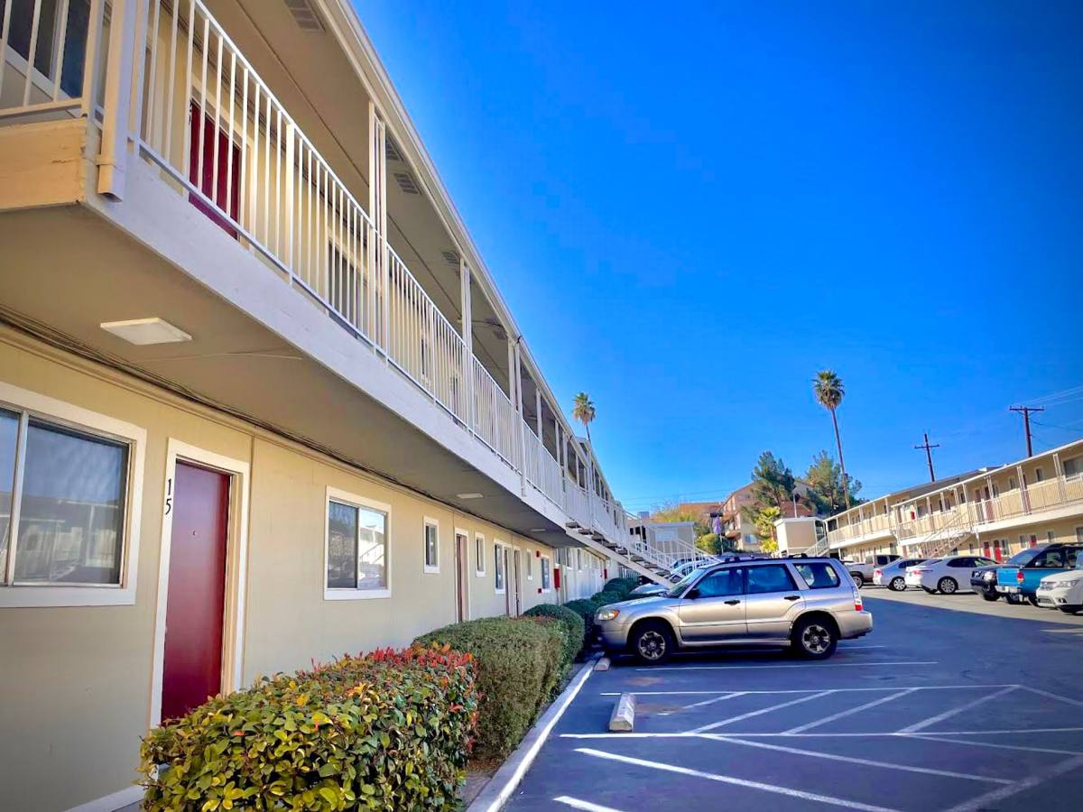 Apartment for rent at 110 N 15th St, Las Vegas, NV 89101