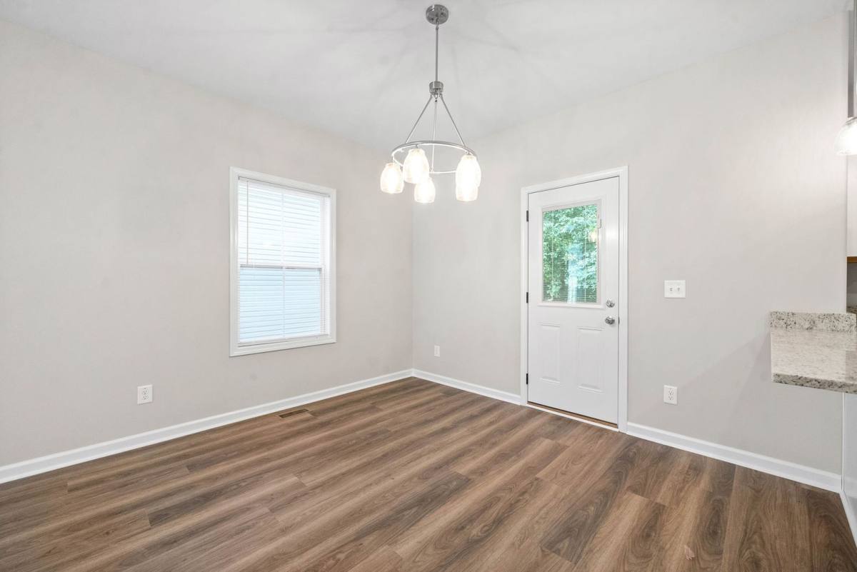 House for rent at 945 Cumberland Dr, Clarksville, TN 37040