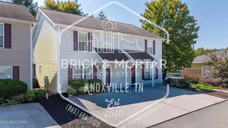Townhouse for rent at 908 Micro Way, Knoxville, TN 37912