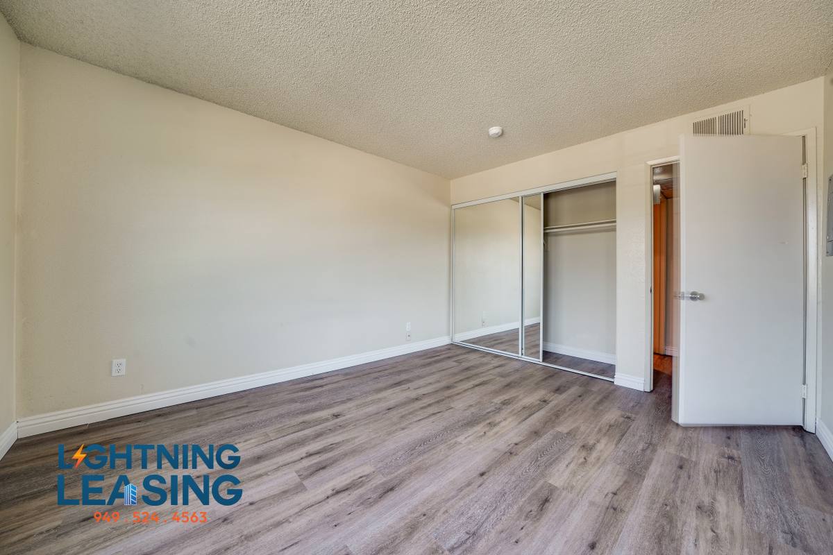 Apartment for rent at 2850 1 2 Riverside Dr #205D, Los Angeles, CA 90039
