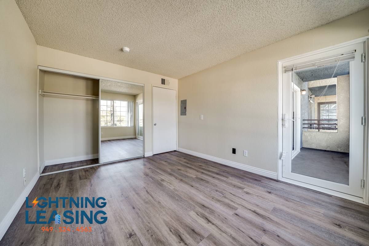 Apartment for rent at 2850 1 2 Riverside Dr #205D, Los Angeles, CA 90039