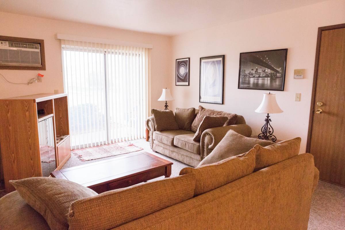 Apartment for rent at 1535, 1541 & 1547 Barberry Dr, Janesville, WI 53545