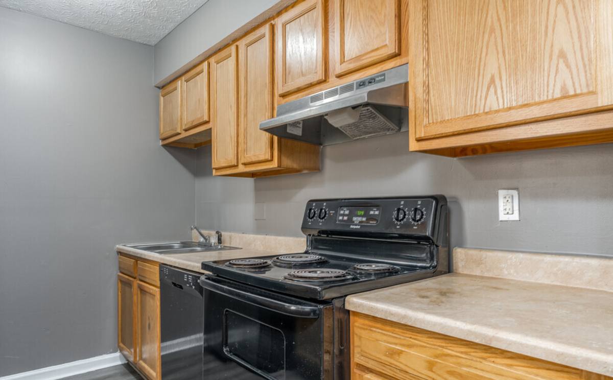 Apartment for rent at 2766 Stonehenge Dr, Columbus, OH 43224