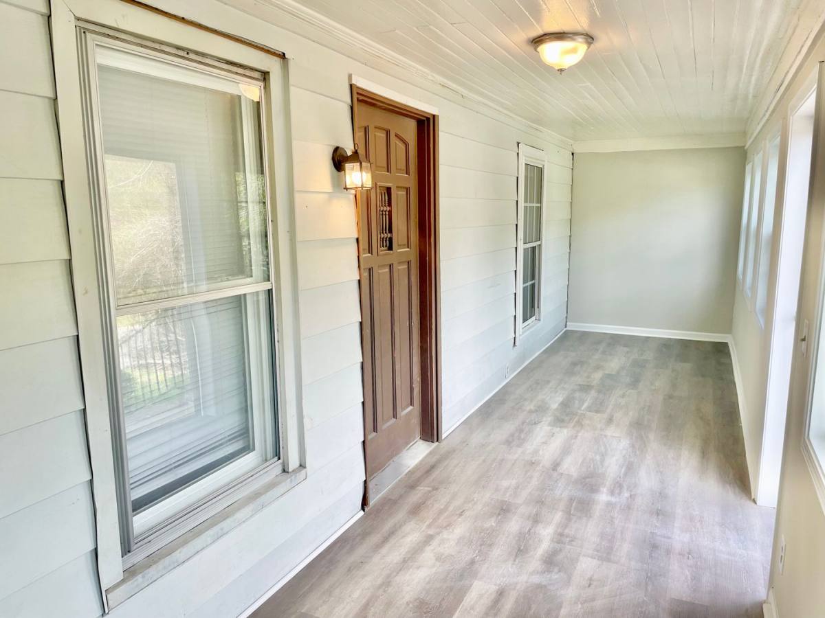 Apartment for rent at 1004 Highland Ave, Greensboro, NC 27403