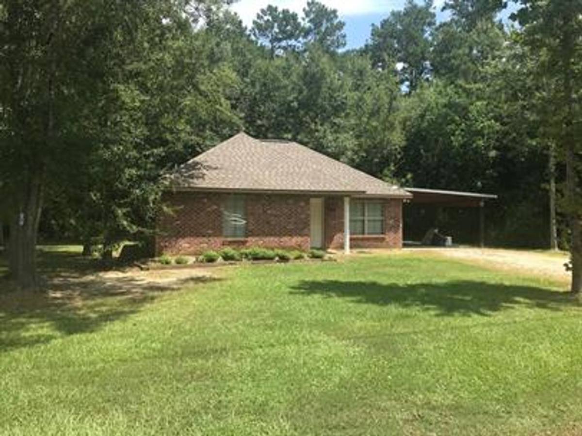 House for rent at 46088 N Baptist Rd, Hammond, LA 70401