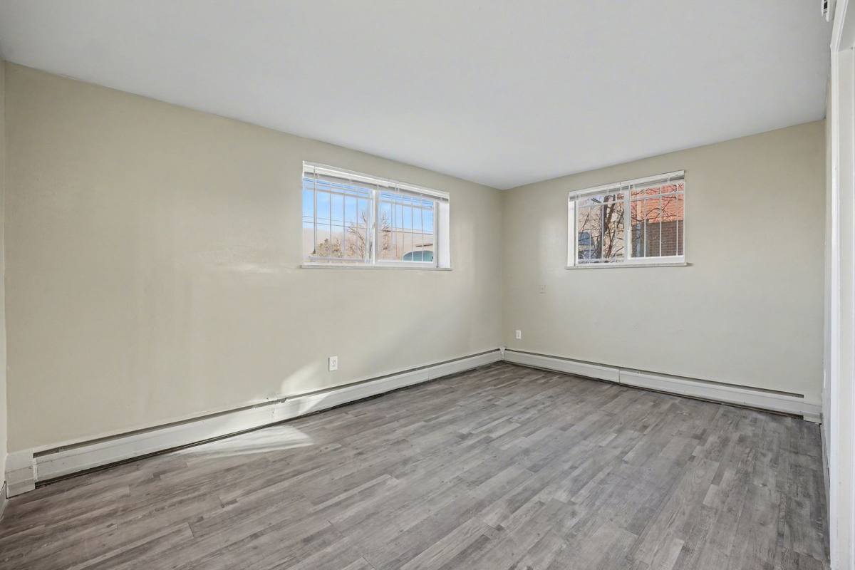 Apartment for rent at 1951 Clinton St, Aurora, CO 80010