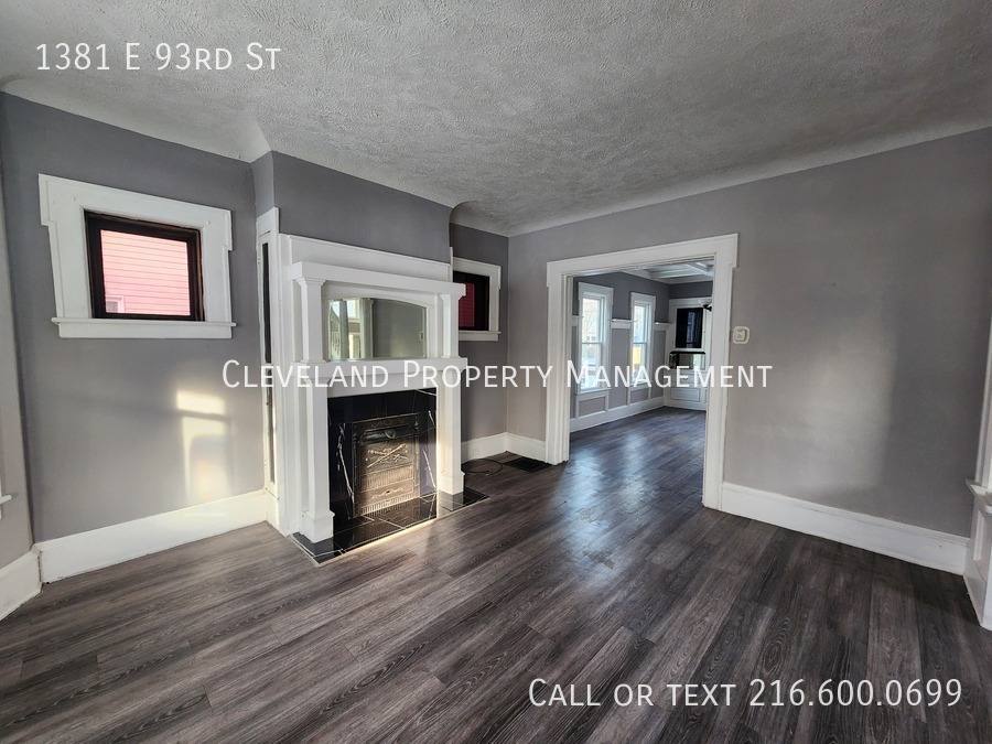 House for rent at 1381 E 93rd St, Cleveland, OH 44106