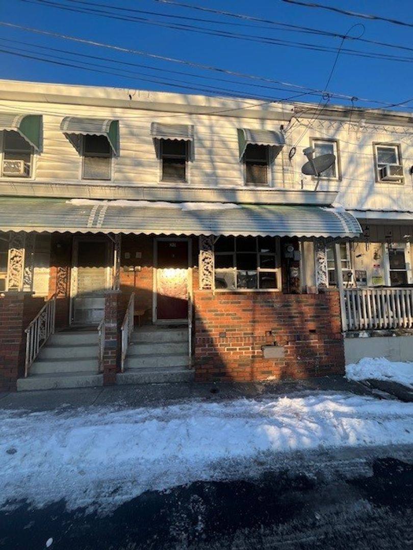 Apartment for rent at 20 Wiggan St, New Philadelphia, PA 17959