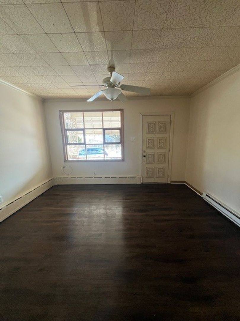 Apartment for rent at 20 Wiggan St, New Philadelphia, PA 17959