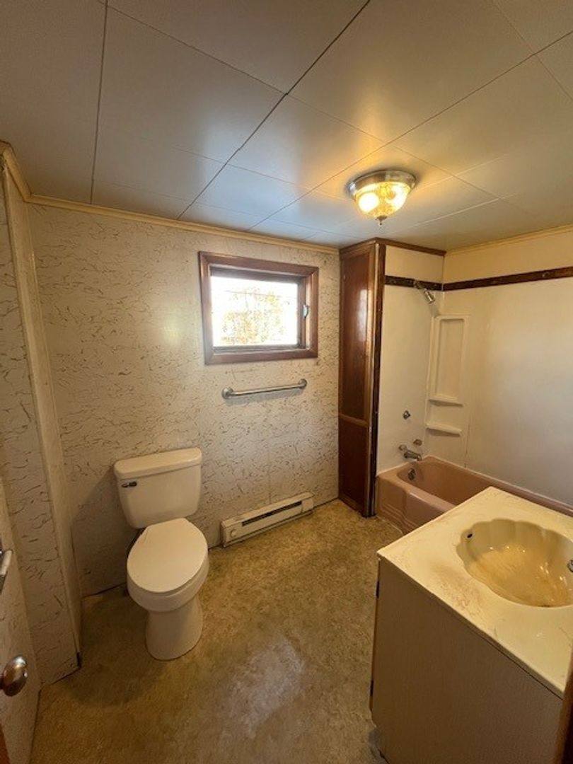 Apartment for rent at 20 Wiggan St, New Philadelphia, PA 17959