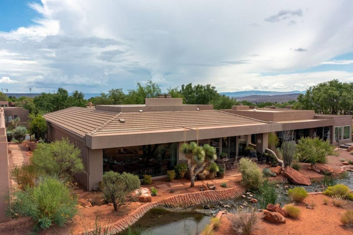 House for rent at 2255 N Tuweap Dr, Saint George, UT 84770