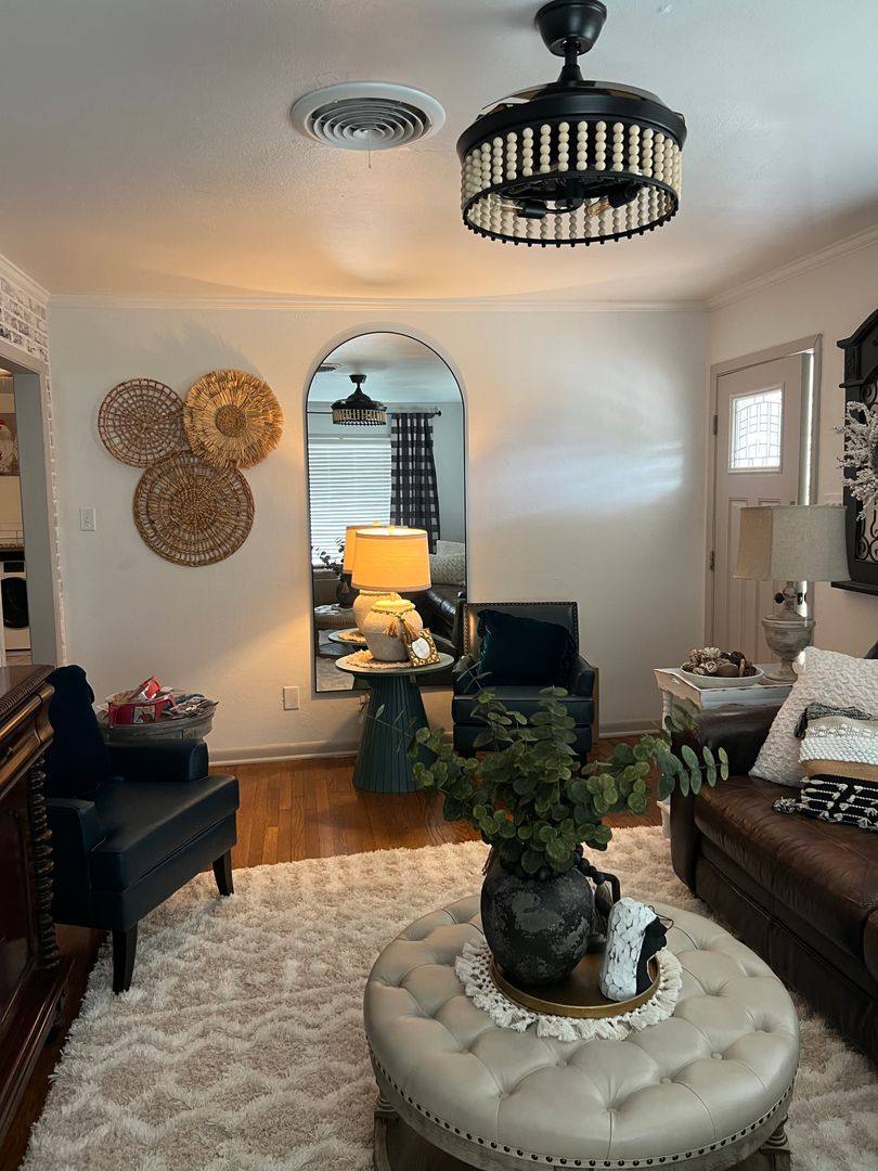 Apartment for rent at 2633-2635 Forest Park Blvd, Fort Worth, TX 76110