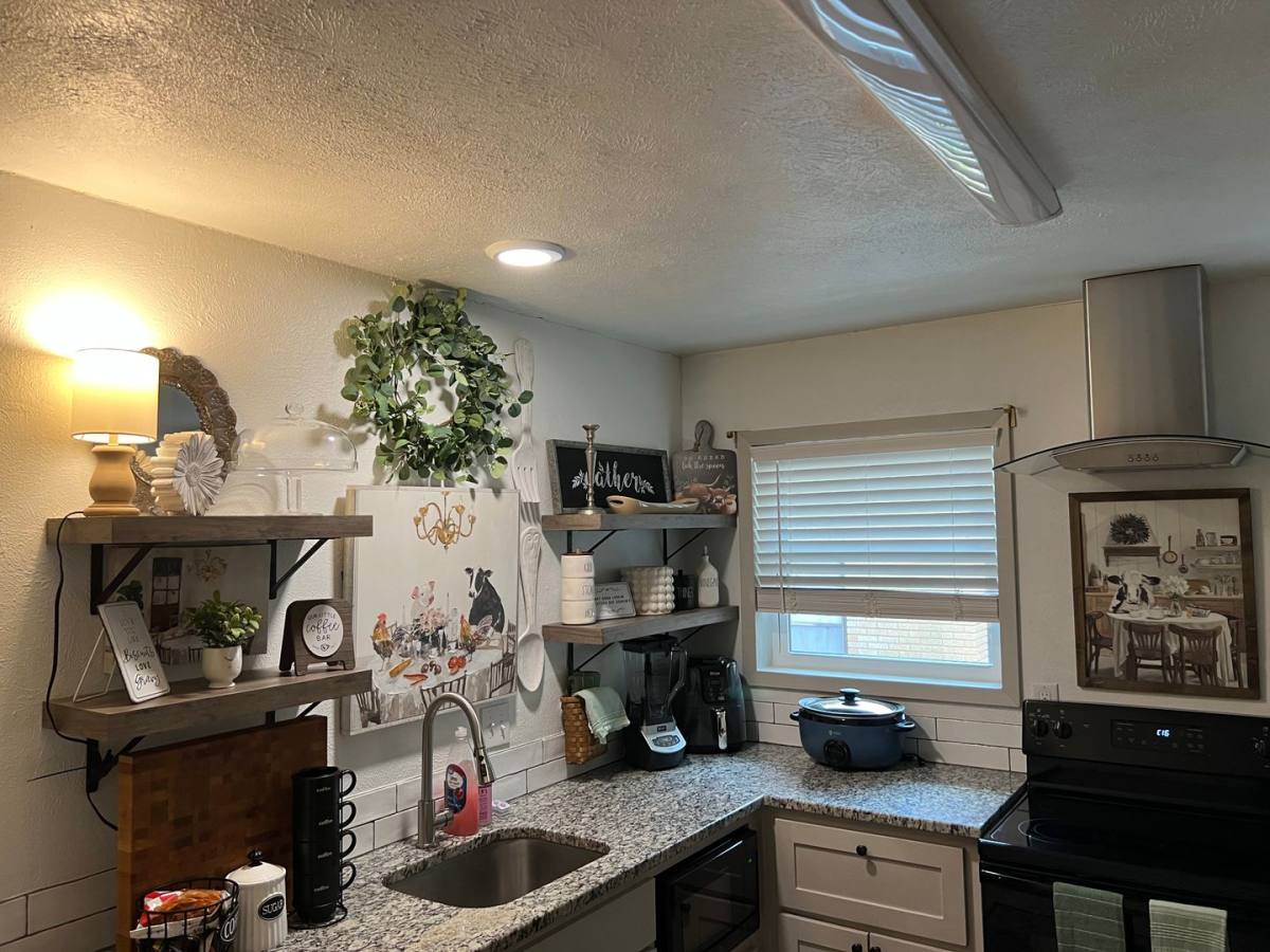 Apartment for rent at 2633-2635 Forest Park Blvd, Fort Worth, TX 76110