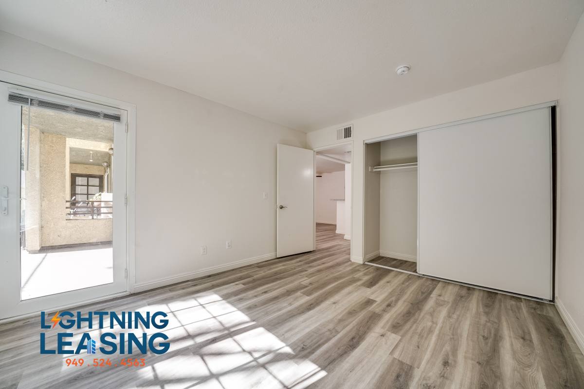 Apartment for rent at 2850 1 2 Riverside Dr #408D, Los Angeles, CA 90039